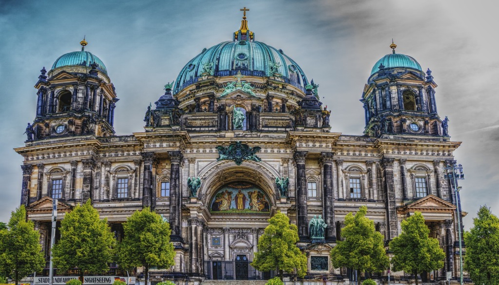 berlin-cathedral-2463225_1920